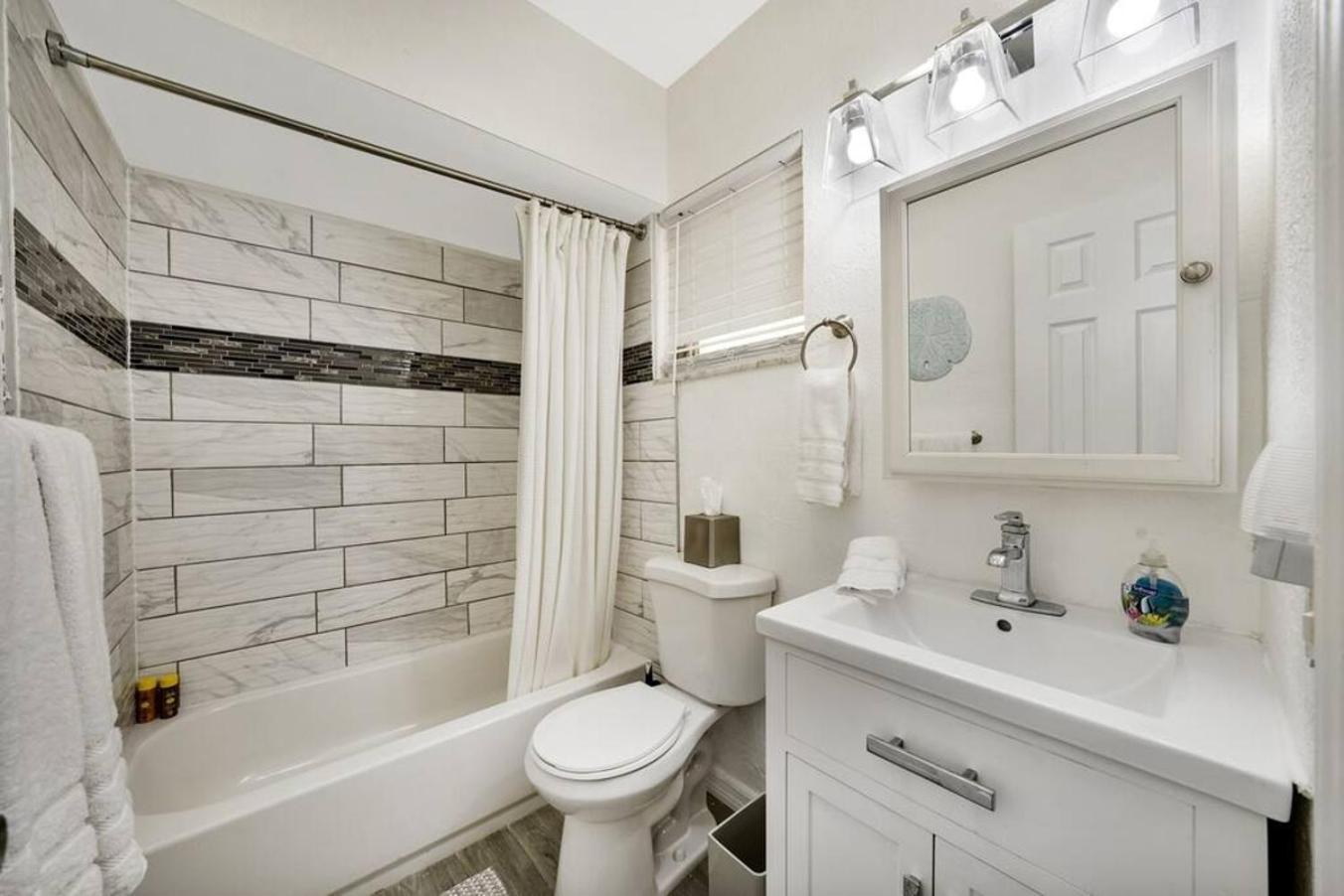 Lovely 1 Bedroom - Just Beachy By Pmi Fort Lauderdale Ngoại thất bức ảnh